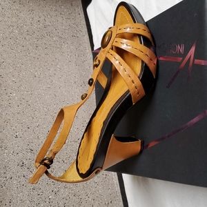 Vince Camuto Sandals